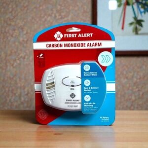 NEW First Alert Carbon Monoxide Alarm, CO400 SEALED